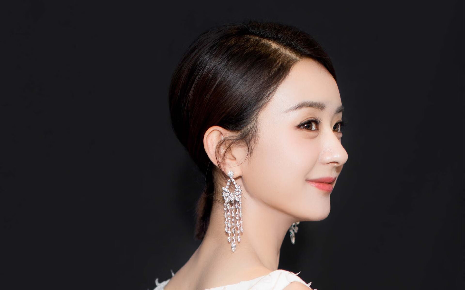 当莫兰特赛后评分直冲云霄，独行侠如何用一场大胜揭示马刺的无声溃败？