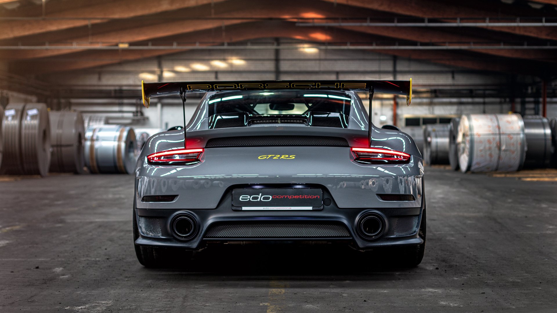 夜越深，莱万越狠—意甲焦点战之夜，他用大场面证明，舞台越大，光芒越亮